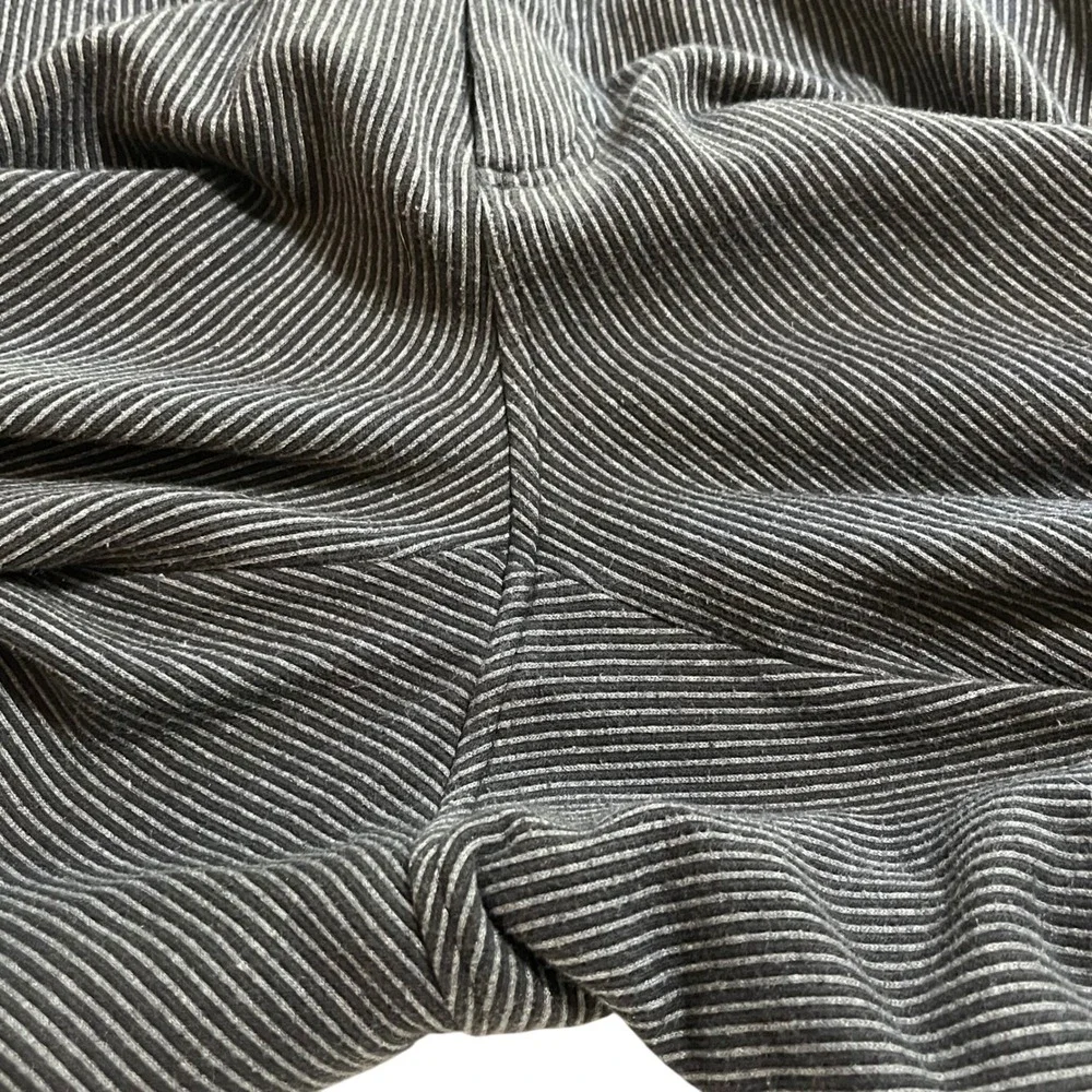 Betabrand Mens Pinstripe Straight Leg Trousers‎ Grey White 36x30 Dress Pants